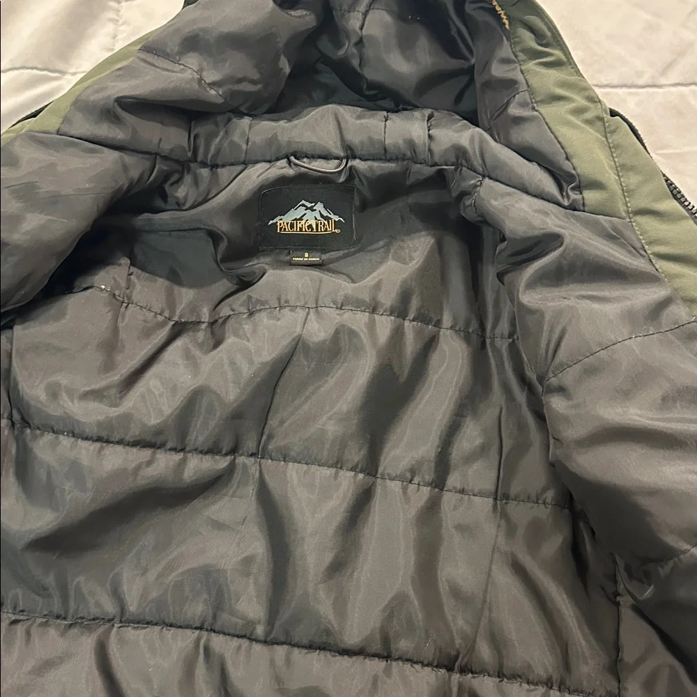 Pacific Trail Olive and Charcoal Puffer Jacket - Picture 4 of 5